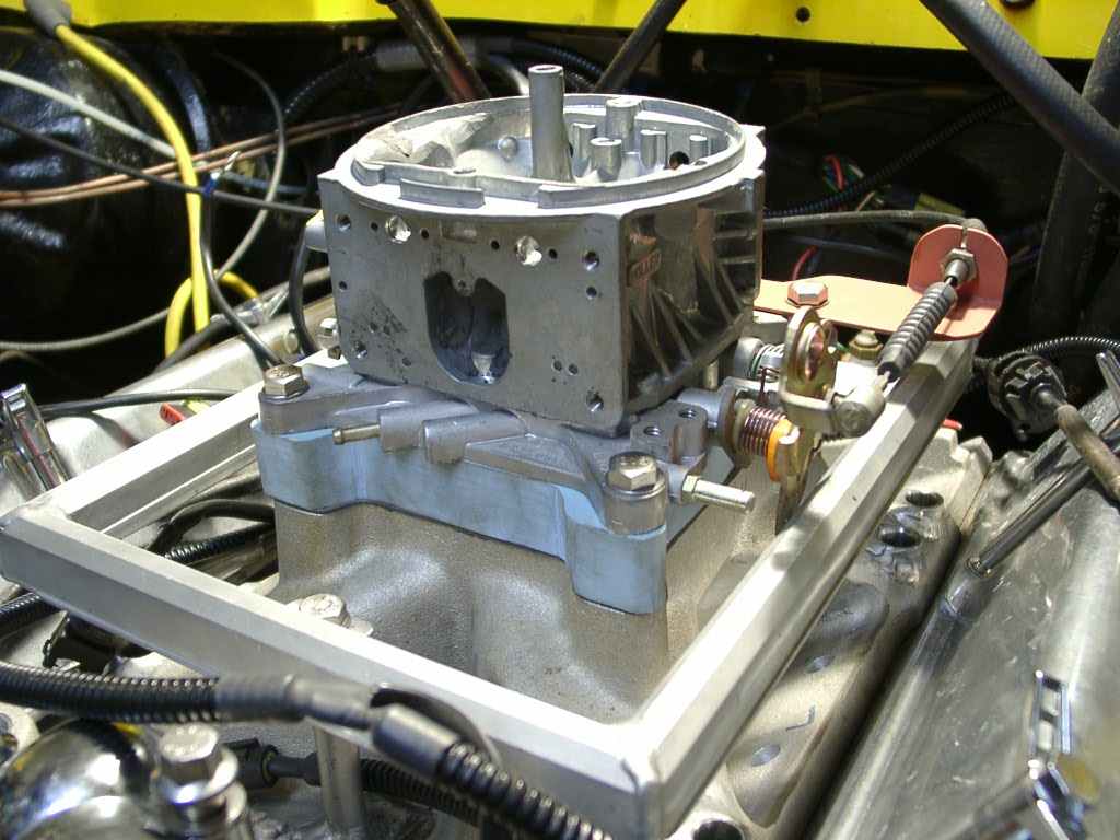 Installation of Edelbrock Fuel Injection Manifold - Carb Spacer